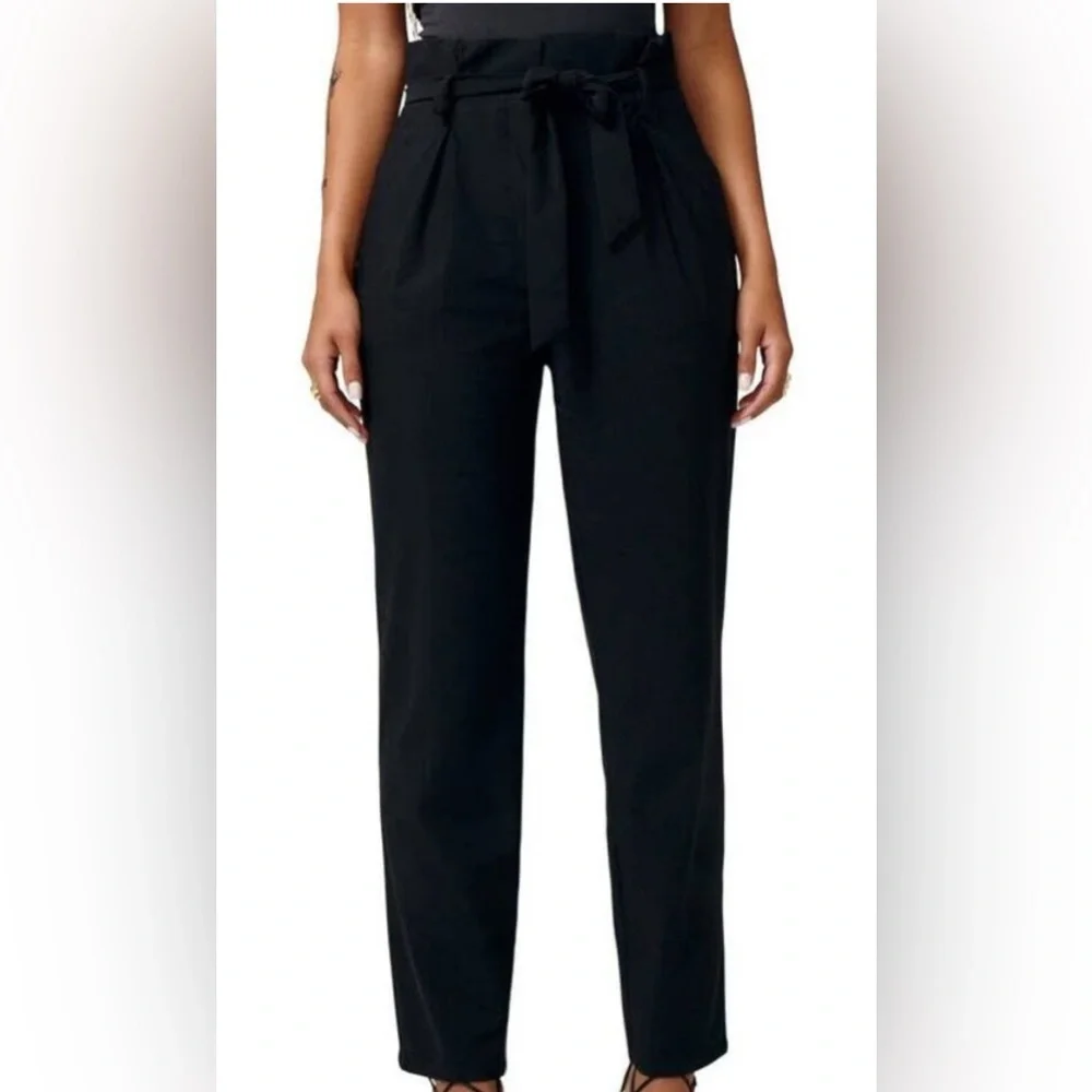 NWOT Lita by Ciara black paperbag pants. Black, high waisted. Size 10.